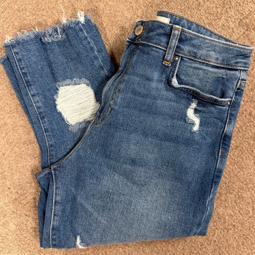 Forever 21 Distressed Capri Jeans
